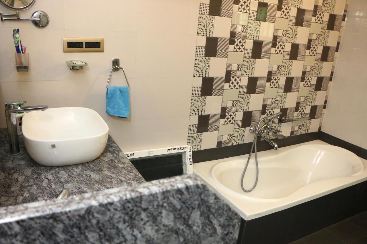 Вілла Penthouse 2Bhk With Bathtub And Terrace Пудучеррі Екстер'єр фото